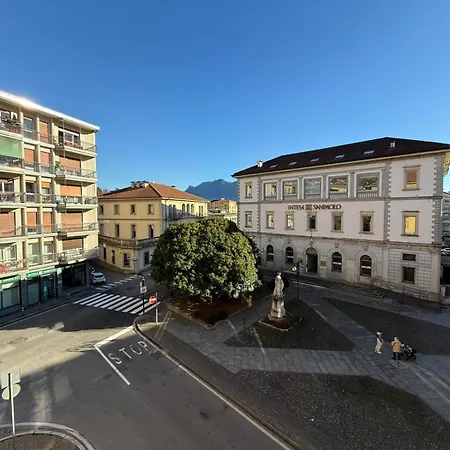 Apartamento Chic Brand New At Palazzo Giuliani Intra