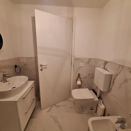 Appartamento Chic Brand New At Palazzo Giuliani *